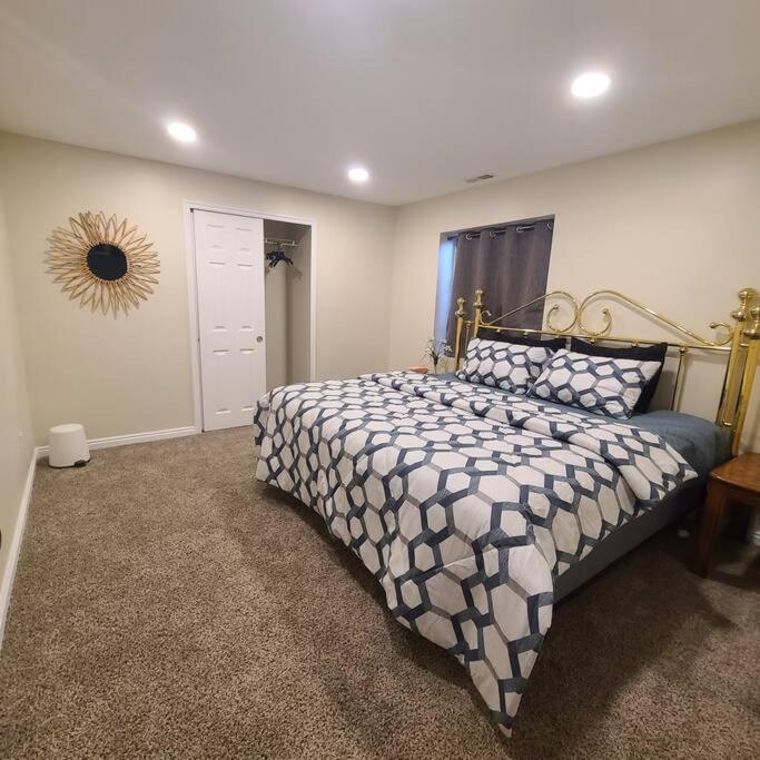 Entire Huge Basement! Fast Wifi! Private Entrance! Βίλα Σολτ Λέικ Σίτι Εξωτερικό φωτογραφία