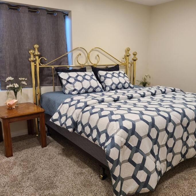 Entire Huge Basement! Fast Wifi! Private Entrance! Βίλα Σολτ Λέικ Σίτι Εξωτερικό φωτογραφία