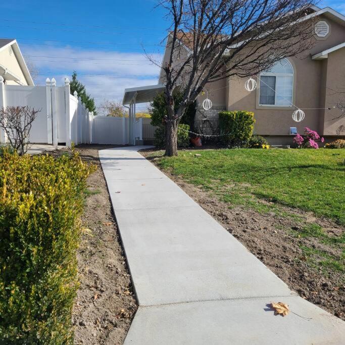 Entire Huge Basement! Fast Wifi! Private Entrance! Βίλα Σολτ Λέικ Σίτι Εξωτερικό φωτογραφία